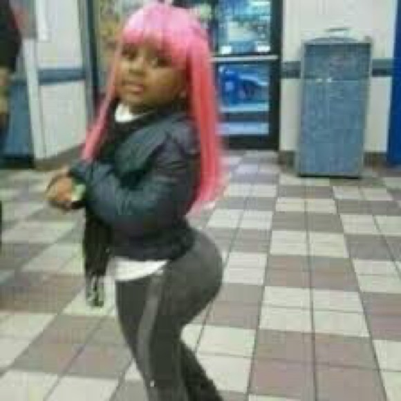 Meet your Posher, Chloe - Picture 1 of 1